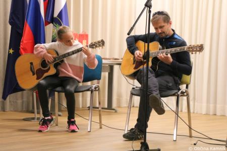 Šmartno v Tuhinju ima prenovljen in sodoben kulturni dom (53)